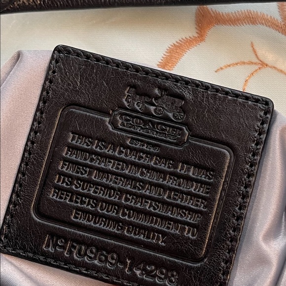 Coach - Picture 8 of 10